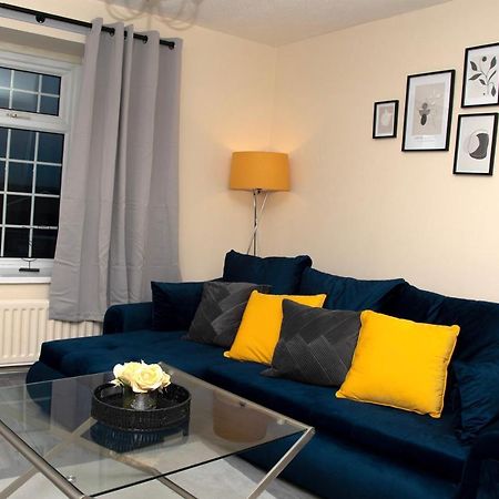 Xb Property - Comfy House Perfect For Families Contractors Relocators West Bromwich Zewnętrze zdjęcie